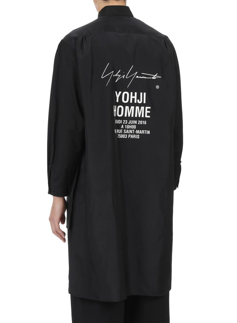 YOHJI YAMAMOTO chemises style commémoratif à devant court et à dos long oversize unisexes