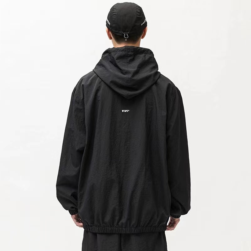 WTAPS vestes casual lâche Imperméable en nylon