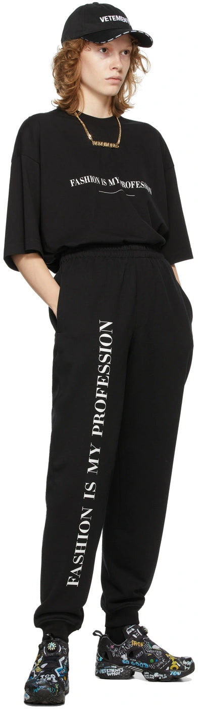 VETEMENTS T-shirt 'Fashion Is My Profession' noir